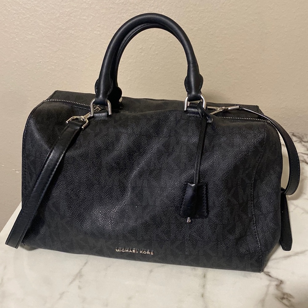 Michael Kors Doctor Bag
